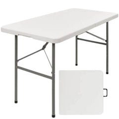 Rectangular foldable table